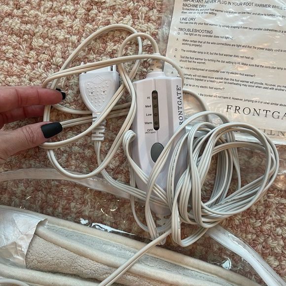 NWT!!! Frontgate foot warmer pouch - Picture 3 of 3